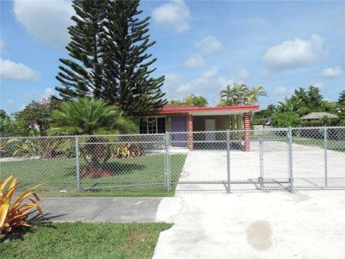 27010 SW 142 CT, Homestead, FL 33032