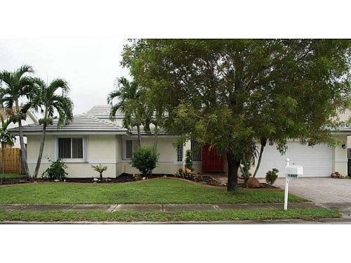 1460 SW 104 AV, Hollywood, FL 33025