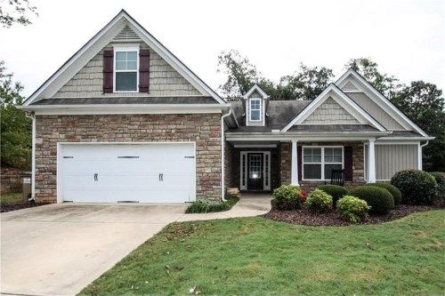 5618 Wooded Valley Way, Flowery Branch, GA 30542