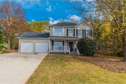 3520 Willow Tree Circle, Douglasville, GA 30135