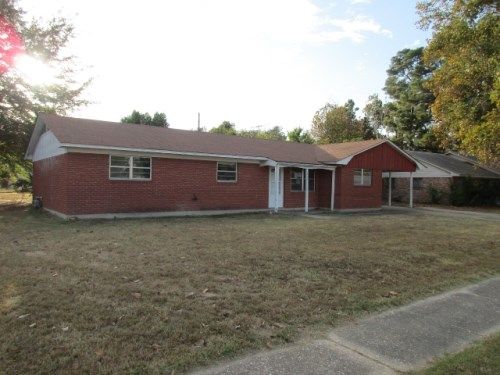 1300 S Washington St, Pine Bluff, AR 71601