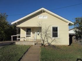 1008 Spruce St, Borger, TX 79007