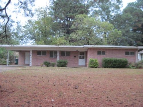 1812 North Jackson St, Magnolia, AR 71753