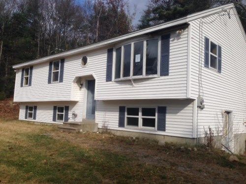 370 E Rindge Rd, Ashburnham, MA 01430