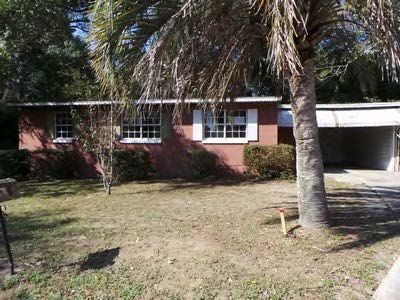 6 N Edgewood Cir, Pensacola, FL 32506