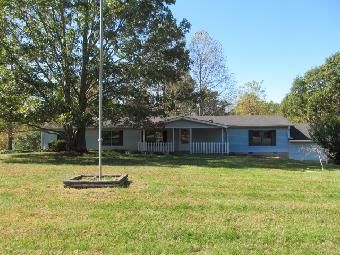 1005 Crestview Court, Kingston Springs, TN 37082