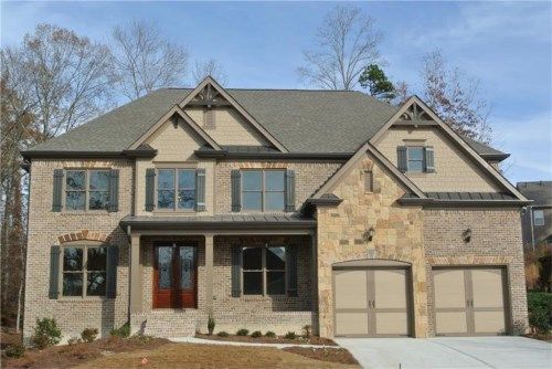 7020 Tree House Way, Flowery Branch, GA 30542