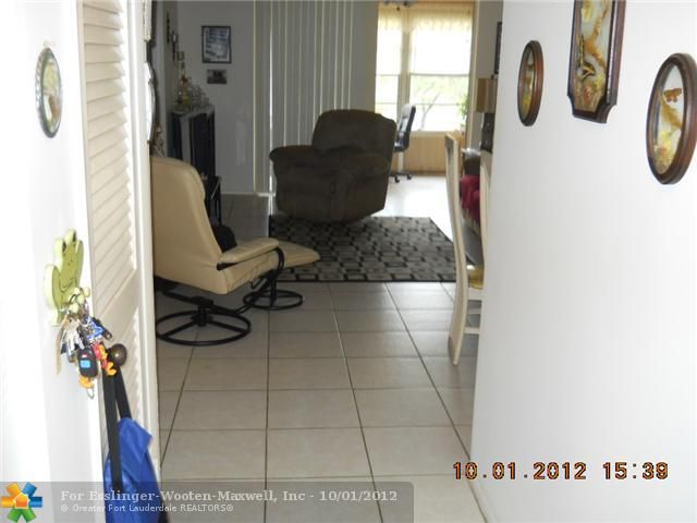 3051 SUNRISE LAKES DR # 201, Fort Lauderdale, FL 33322