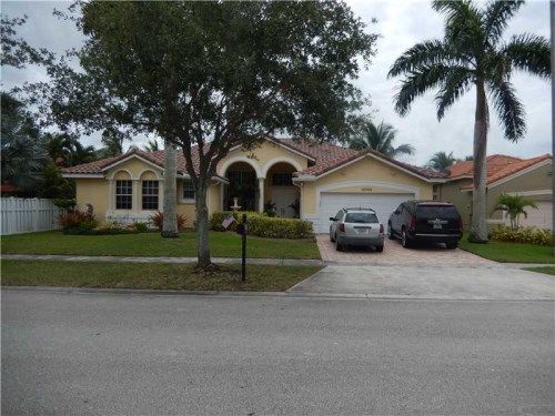 16366 NW 13 ST, Hollywood, FL 33028