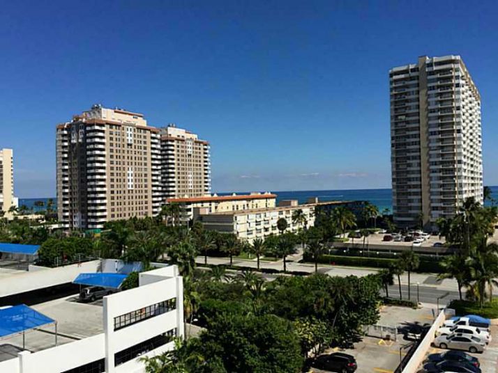 1965 S OCEAN DR(SEASON) # 6F, Hallandale, FL 33009