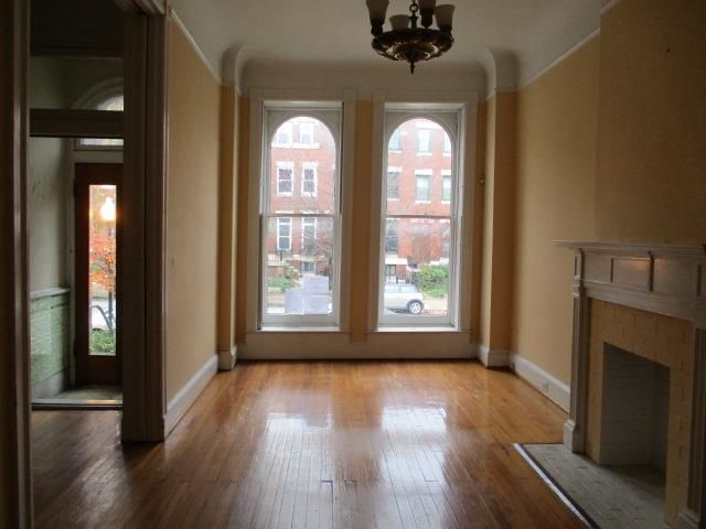 3037 Saint Paul St, Baltimore, MD 21218