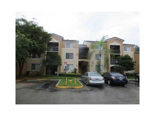 2011 RENAISSANCE BL # 102, Hollywood, FL 33025