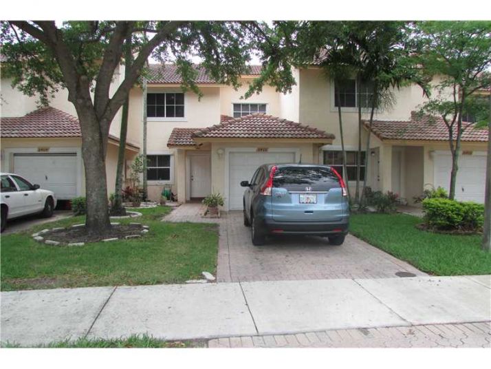 8406 NW 40 CT # 8406, Fort Lauderdale, FL 33351