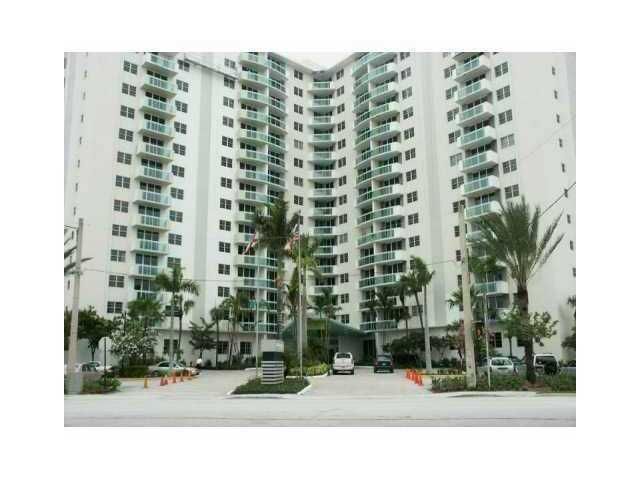 3001 S OCEAN DR # 215 E, Hollywood, FL 33019