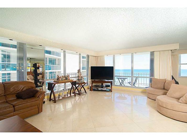 2751 S OCEAN DR # N1004, Hollywood, FL 33019