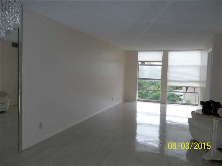 2101 ATLANTIC SHORES BL # 318, Hallandale, FL 33009