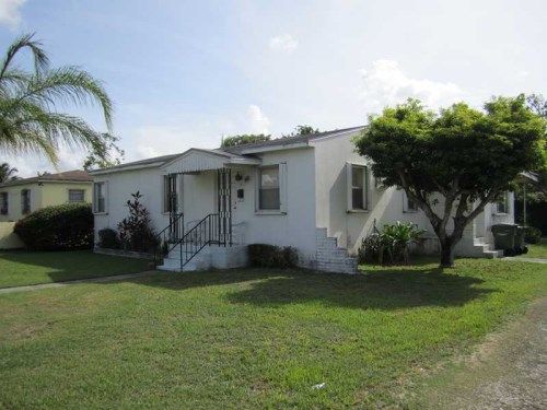 916 NW 6 AV, Homestead, FL 33030