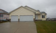 1229 Olivia St SE New Prague, MN 56071