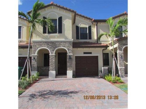 8759 NW 98 CT # 8759, Miami, FL 33178