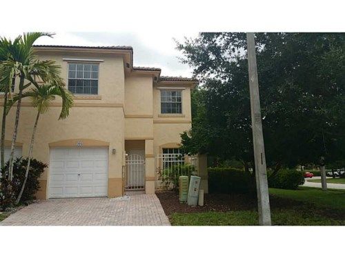 703 NW 170 TE # 703, Hollywood, FL 33028