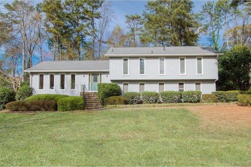 1256 Dunwoody Knoll Drive, Atlanta, GA 30338