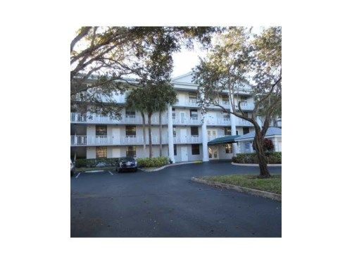 1526 WHITEHALL DR # 204, Fort Lauderdale, FL 33324