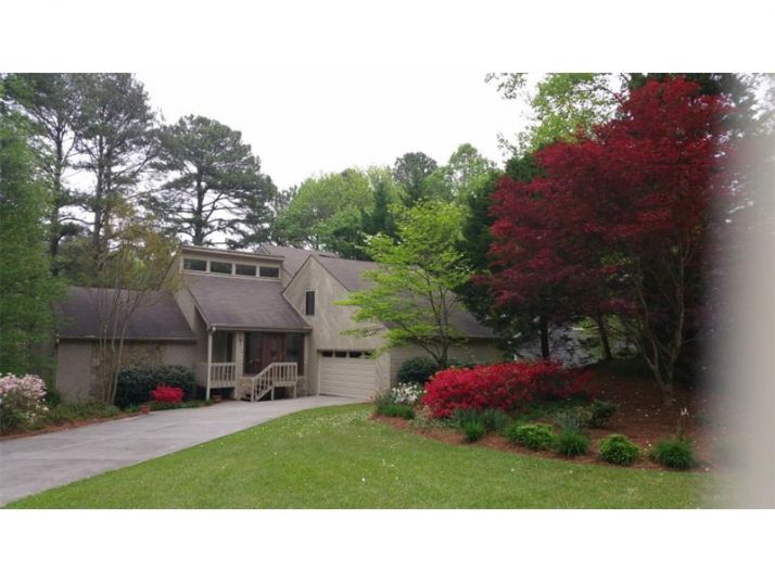 4315 Chimney Lakes Court Court, Roswell, GA 30075