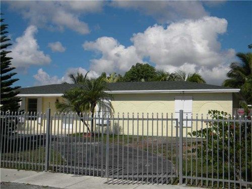 30500 SW 157 AV, Homestead, FL 33033