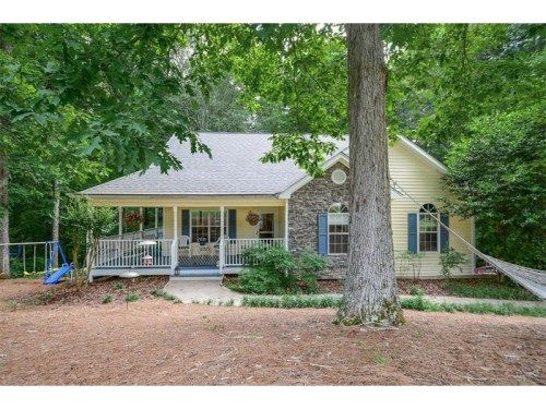 869 Oxford Drive, Canton, GA 30115