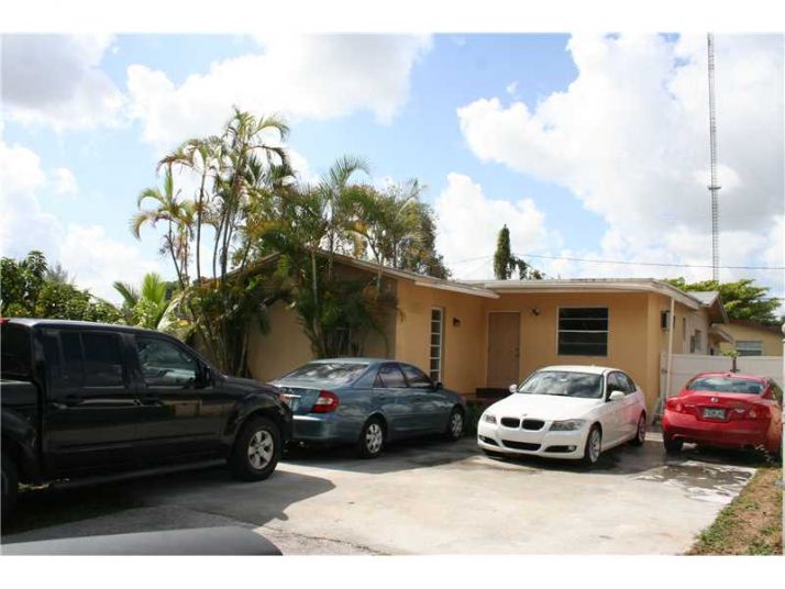 6124 SW 38 ST, Hollywood, FL 33023