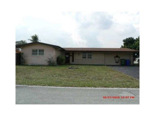 8880 NW 14 ST, Hollywood, FL 33024