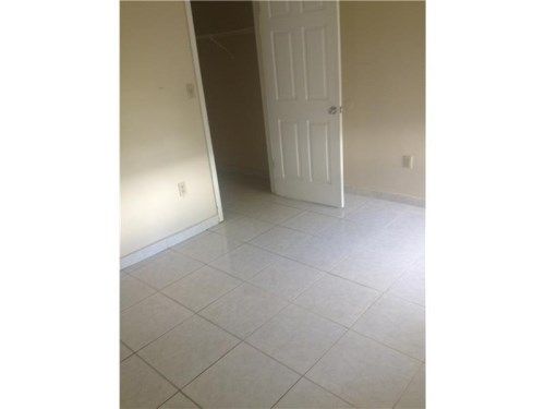 3265 GRIFFIN RD # 102, Dania, FL 33004