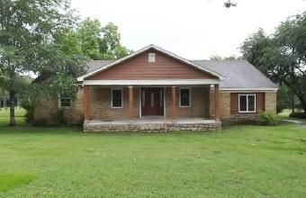 211 Adams Ave E, Grand Junction, TN 38039