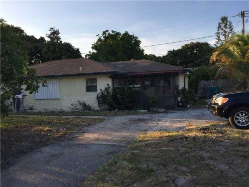 301 SW 5 LN, Boynton Beach, FL 33435