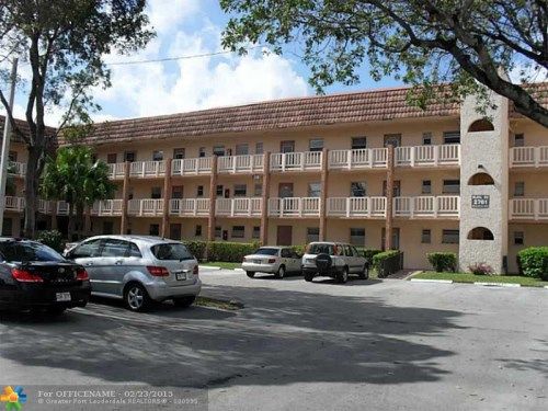 2761 N Pine Island Rd # 205, Fort Lauderdale, FL 33322