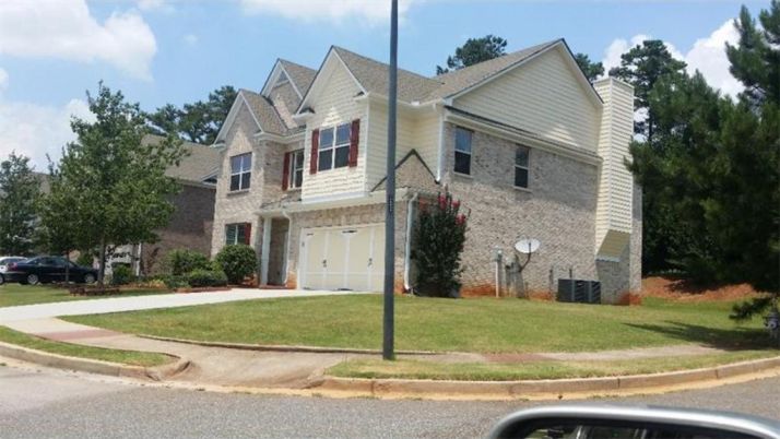 2801 Peachbrook Lane, Lawrenceville, GA 30043