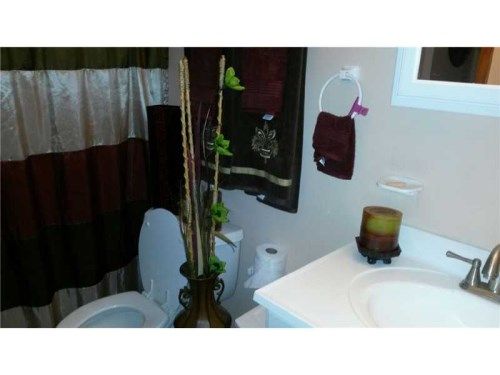 240 W 68 ST # 202, Hialeah, FL 33014