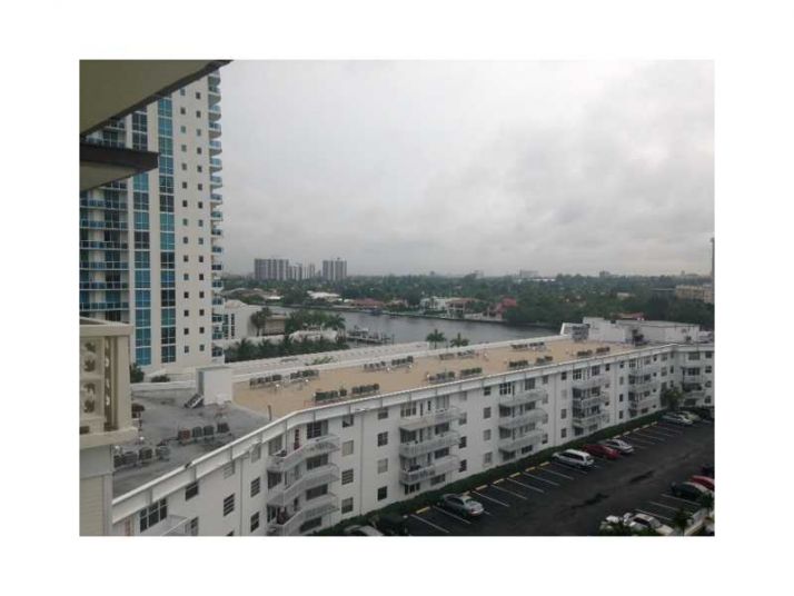 1893 S OCEAN DR # 902, Hallandale, FL 33009