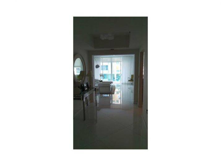 2711 S Ocean Dr # 901, Hollywood, FL 33019