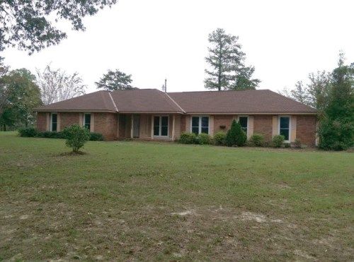 411 Nuckols Road, Seale, AL 36875