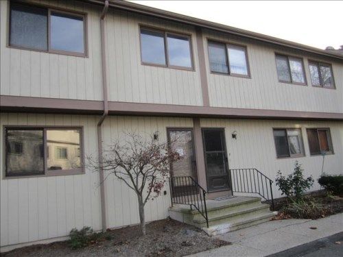 27 Crows Nest Ln Unit 13e, Danbury, CT 06810