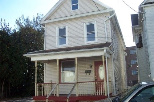 19 Mott Ave, Kingston, PA 18704