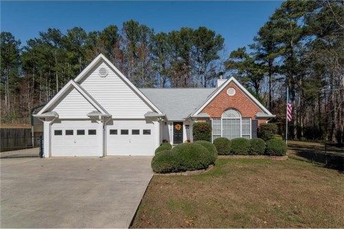 15 Moonlight Drive Se, Acworth, GA 30102