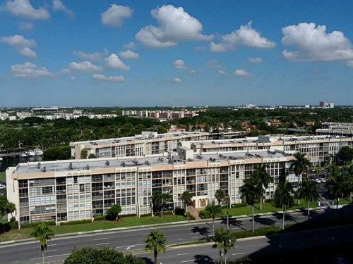 500 THREE ISLANDS # 908, Hallandale, FL 33009