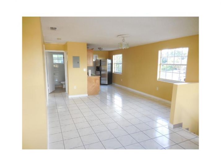 1520 E 8 AV, Hialeah, FL 33010