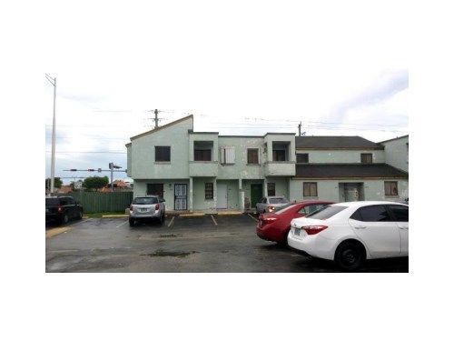 2400 W 52 TE # 1-7, Hialeah, FL 33016