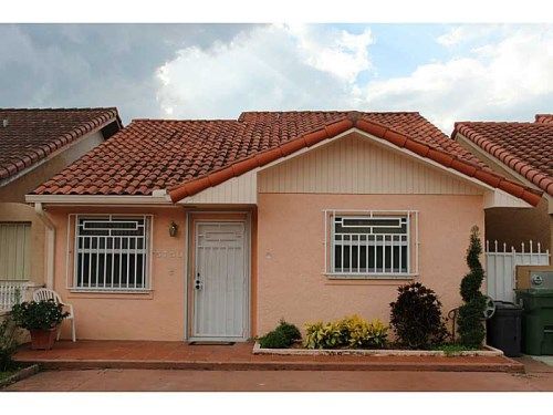 5750 W 21 CT, Hialeah, FL 33016