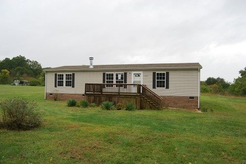 1290 Chestnut Level Ln, Blairs, VA 24527