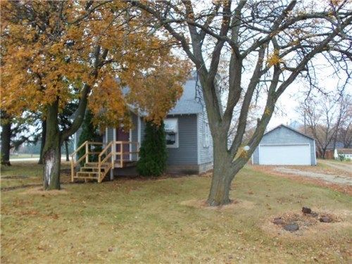 213 5th Ave NW, Hayfield, MN 55940