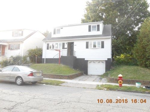 350-354 E 28th St, Paterson, NJ 07514